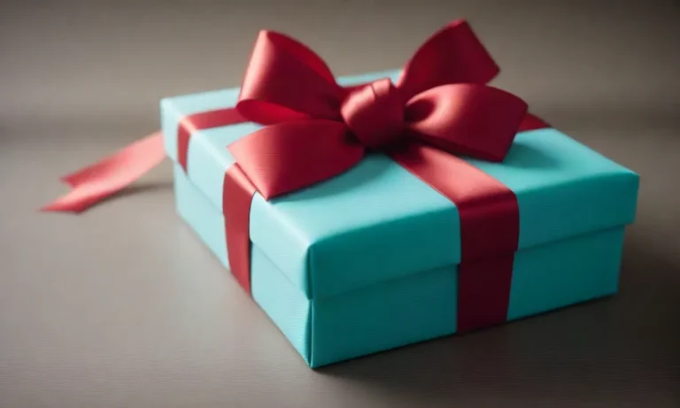 How To Wrap A Gift With Fabric: A Comprehensive Guide To Eco-Friendly Gift Wrapping