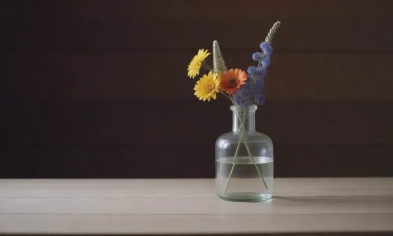 The Ultimate Guide To Choosing The Right Glue For Dried Flowers: Preserving Nature’S Beauty