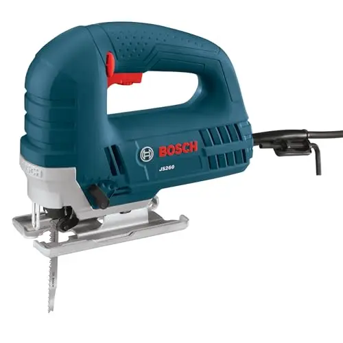 BOSCH JS260 jigsaw making a smooth cut in wood