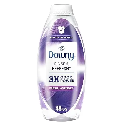 Downy Rinse & Refresh liquid fabric softener bottle with lavender scent