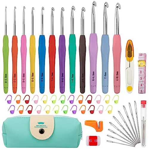 MECHEER crochet hooks with double-sided size markings and blue case