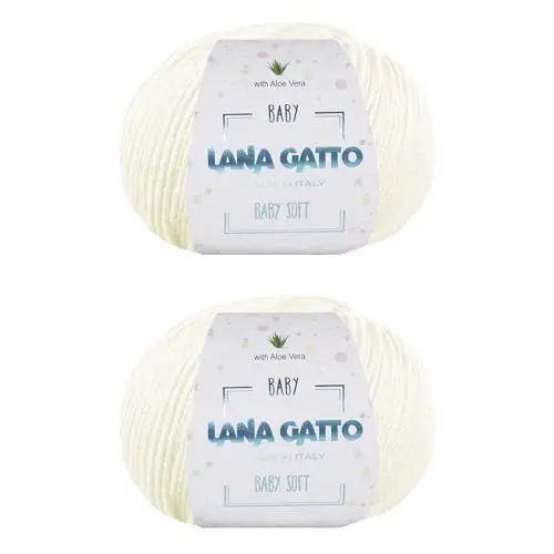 Merino wool yarn with aloe vera treatment in white color