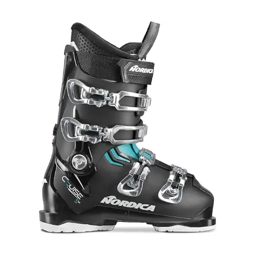 Wide fit, forgiving flex boot with heat-moldable liner