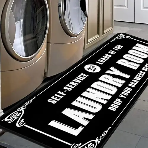 Ruiseye farmhouse-style runner rug in black