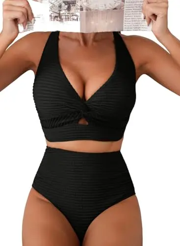 Elegant, high-waisted set with bust-enhancing twist top